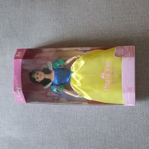 Vintage Disney Snow White Doll NWT